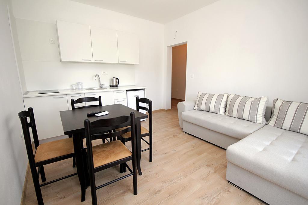 Apartmani Begovic Bar Eksteriør bilde
